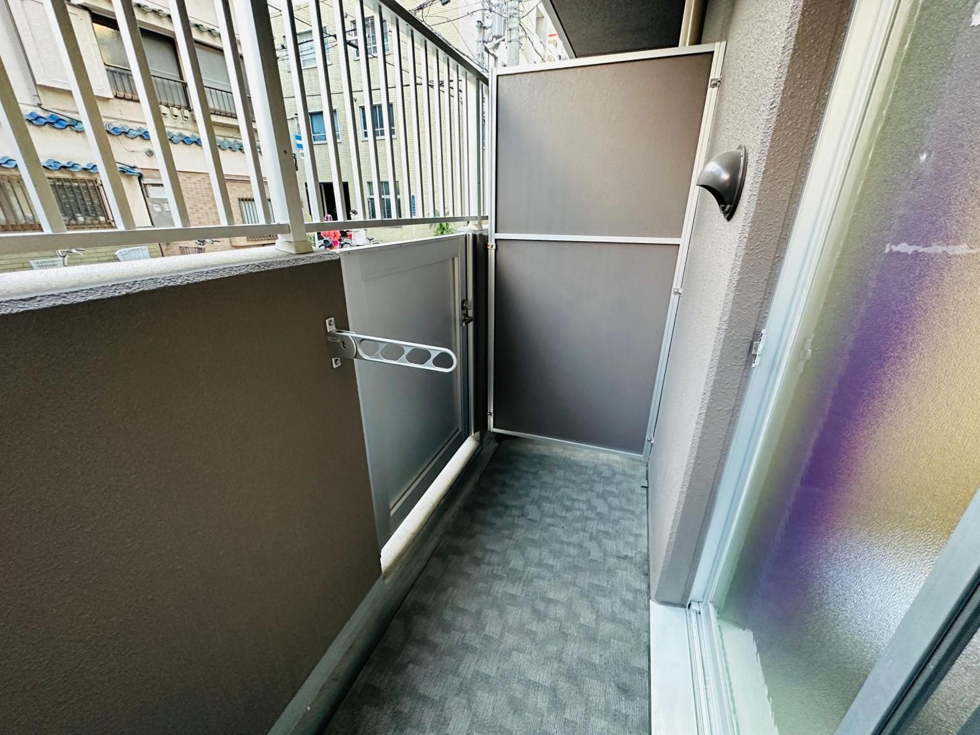 Apartamento 1102黒門市場1分!道頓堀まで徒歩8分!心斎橋まで徒歩9分!関西空港とusj直行電車バスあり